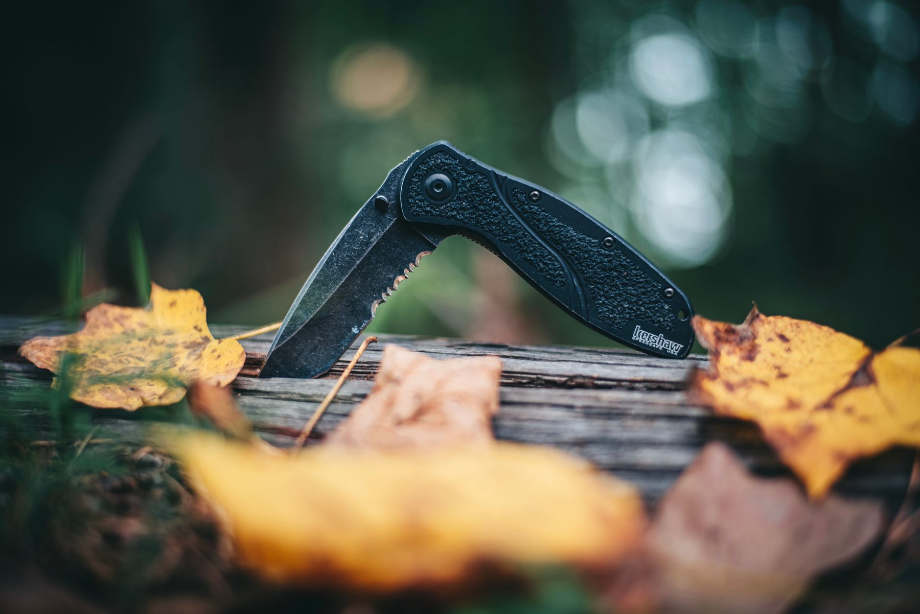 Best Survival Knives 2026: Fixed Blade & Folding Options Reviewed